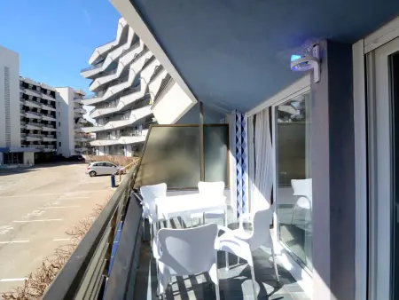 Appartement 2 chambres à 100 m de la plage, piscine : photo 9