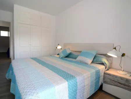 Appartement 2 chambres à 100 m de la plage, piscine : photo 20