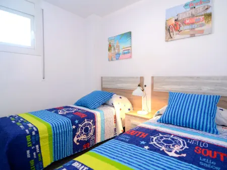Appartement 2 chambres à 100 m de la plage, piscine : photo 21