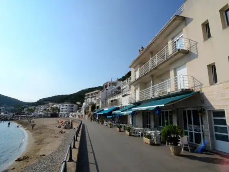 Location appartement à L'Estartit, Appartements au bord de mer à LEstartit avec piscine collective
