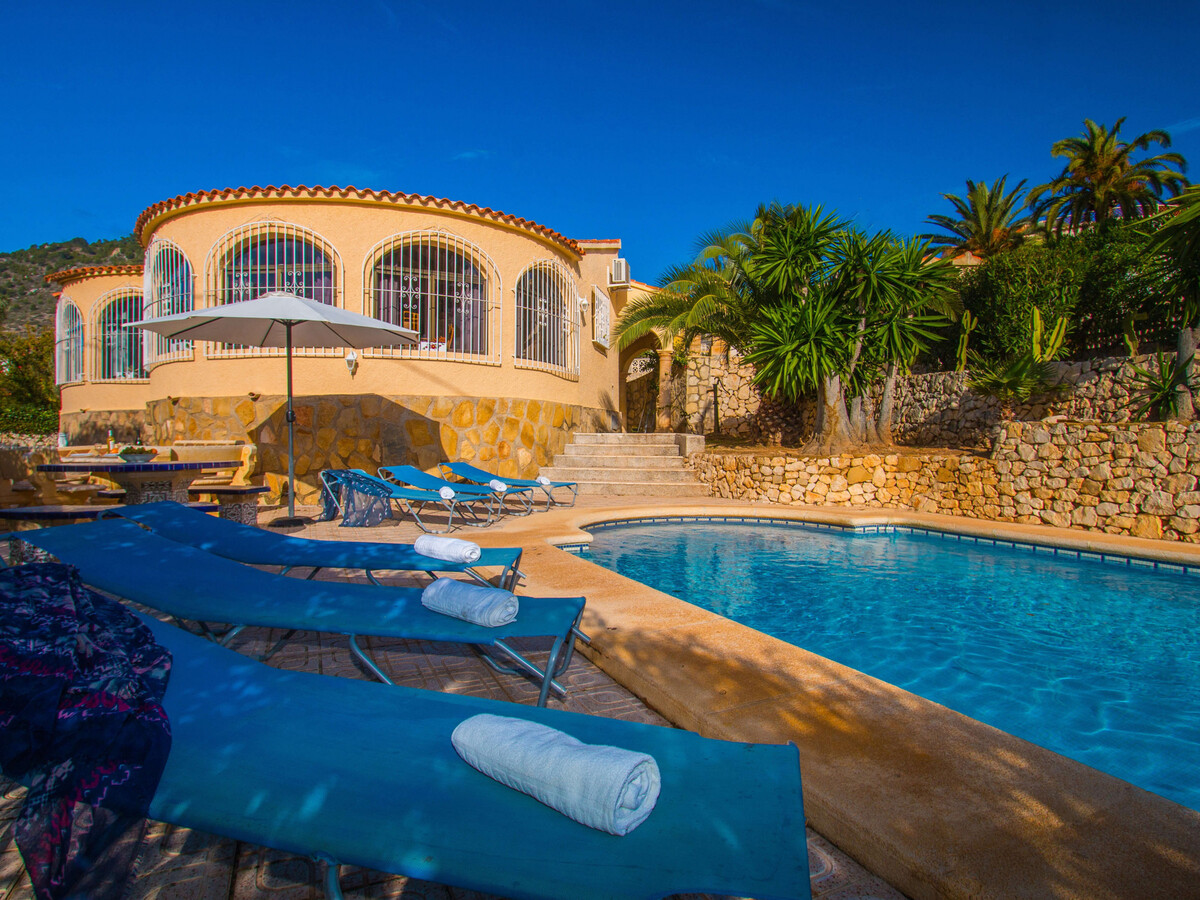 Villa 6 pers. à Calpe : piscine 8x4, à 650m de la plage - Photo 9