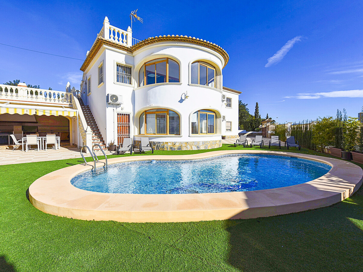 Villa 12 pers. à Calpe : piscine 8x4, 6 chambres, 2 étages - Photo 1