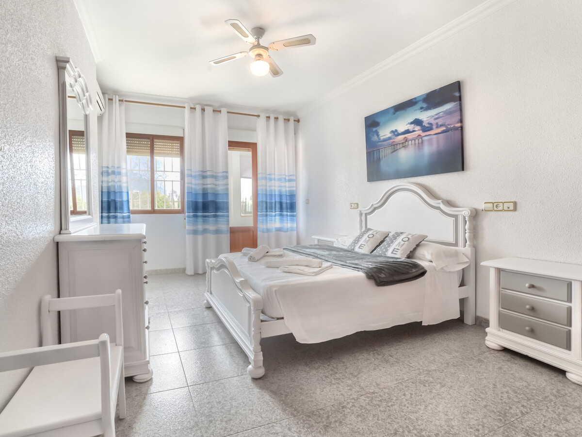 Villa 12 pers. à Calpe : piscine 8x4, 6 chambres, 2 étages - Photo 15