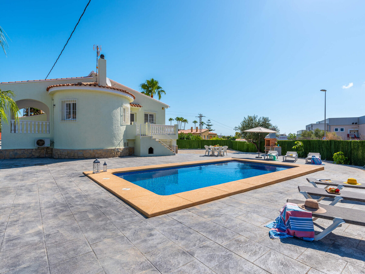 Villa 6 pers., 3 chambres, piscine 8x4 m à Calpe - Photo 3