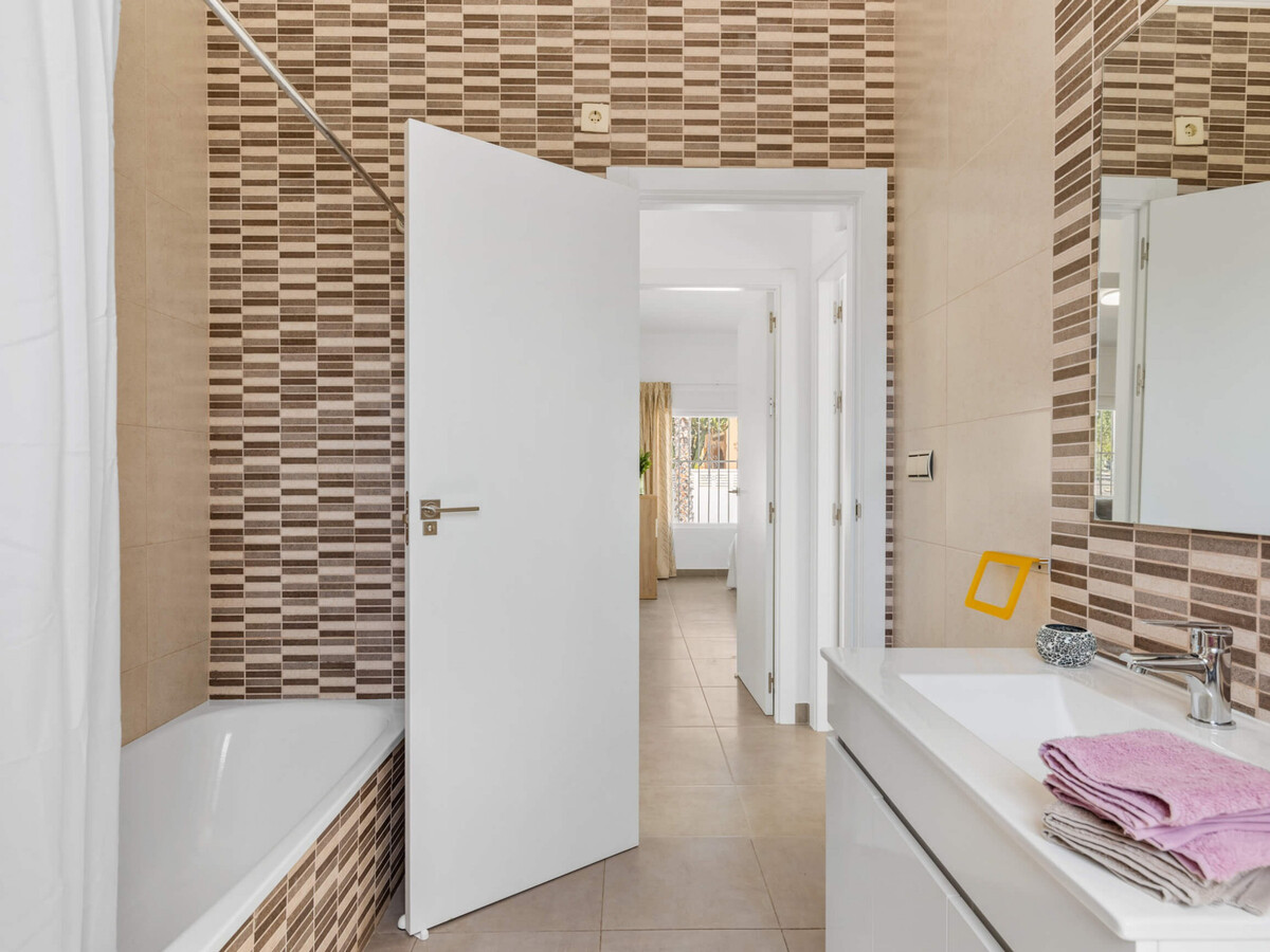 Villa 6 pers., 3 chambres, piscine 8x4 m à Calpe - Photo 36