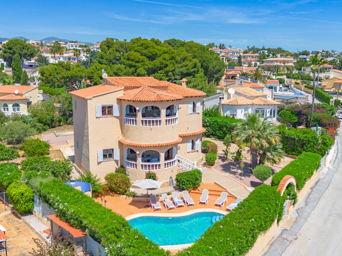 Villa 12 pers., 6 chambres, piscine 8x4 à Calpe - Photo 2