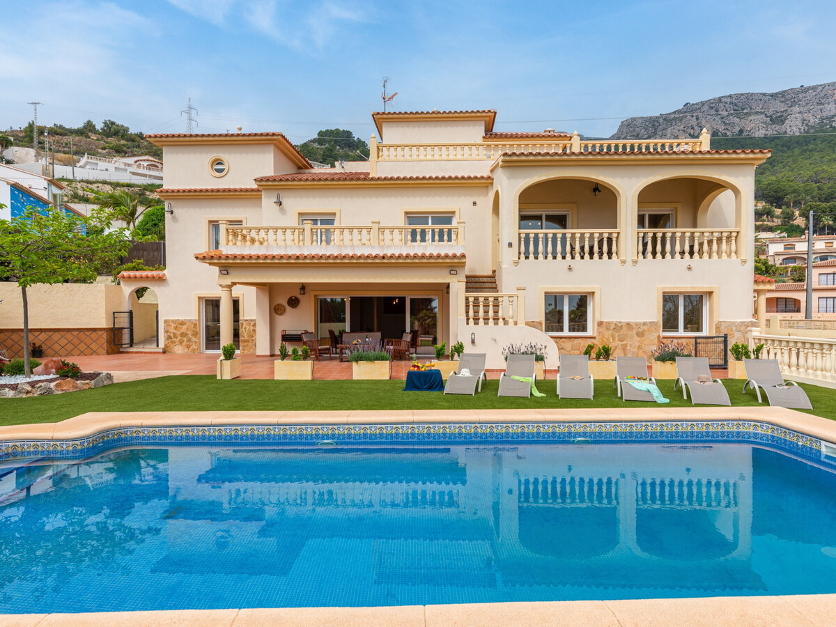 Villa 12 pers., 6 ch., piscine privée à Calpe - Photo 2