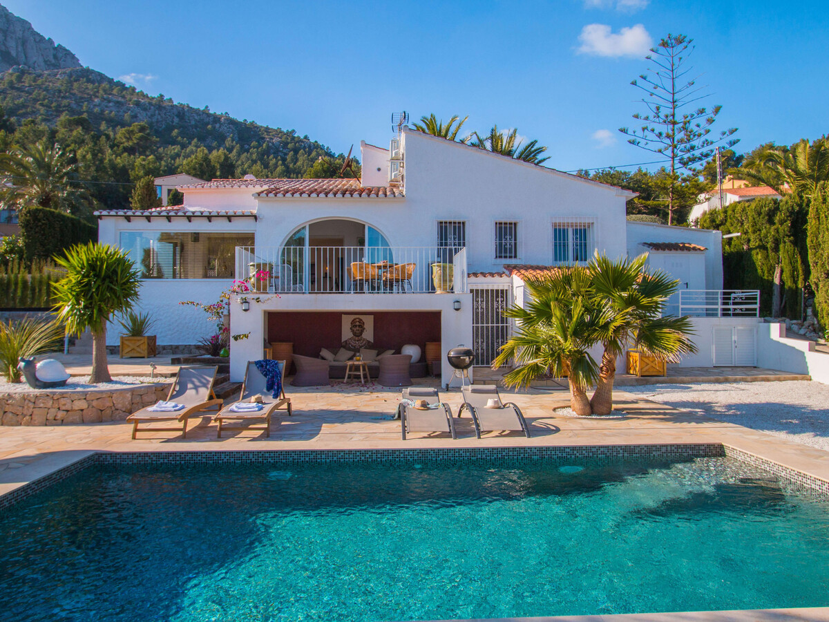 Villa 5 pers, piscine 7x3,5m et terrasse à Calpe - Photo 1