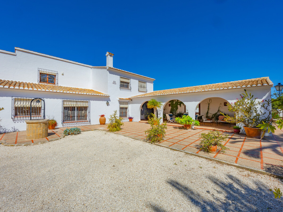 Villa 7 chambres à Benissa, piscine 10×4m, 4000m² clôturé - Photo 6