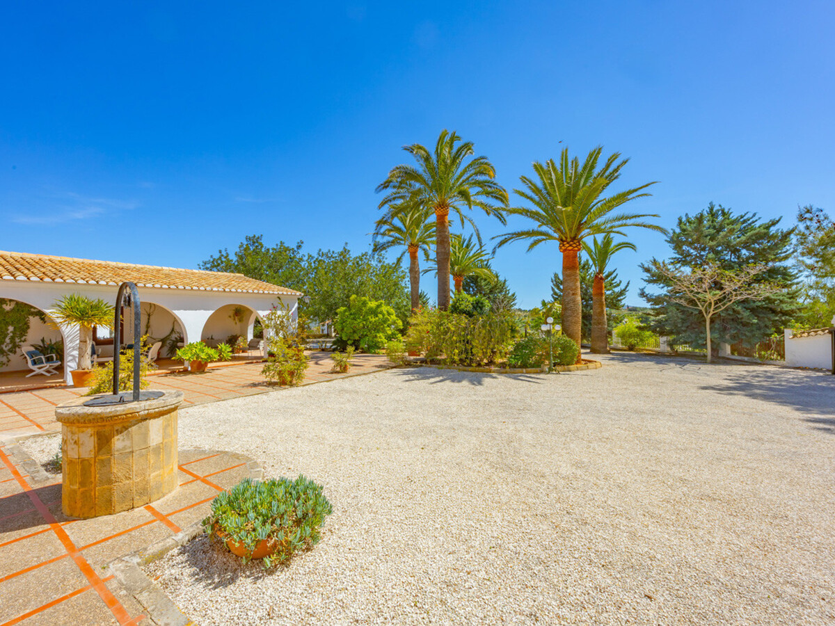 Villa 7 chambres à Benissa, piscine 10×4m, 4000m² clôturé - Photo 25