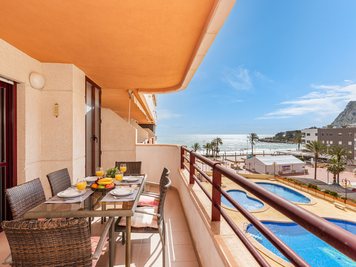 Appartement première ligne de plage à Calpe, piscine & vue mer - Photo 2