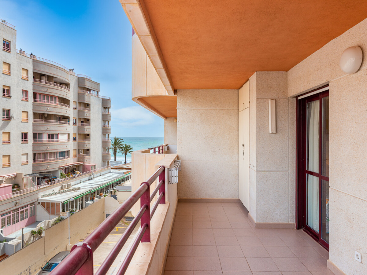 Appartement première ligne de plage à Calpe, piscine & vue mer - Photo 27