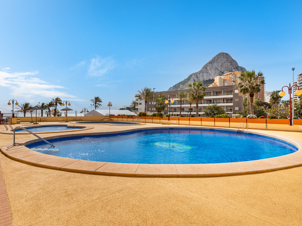 Appartement première ligne de plage à Calpe, piscine & vue mer - Photo 33