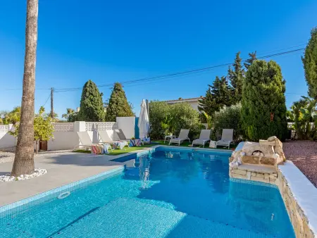 Location villa à Calp, Villa spacieuse avec piscine privée à Calpe