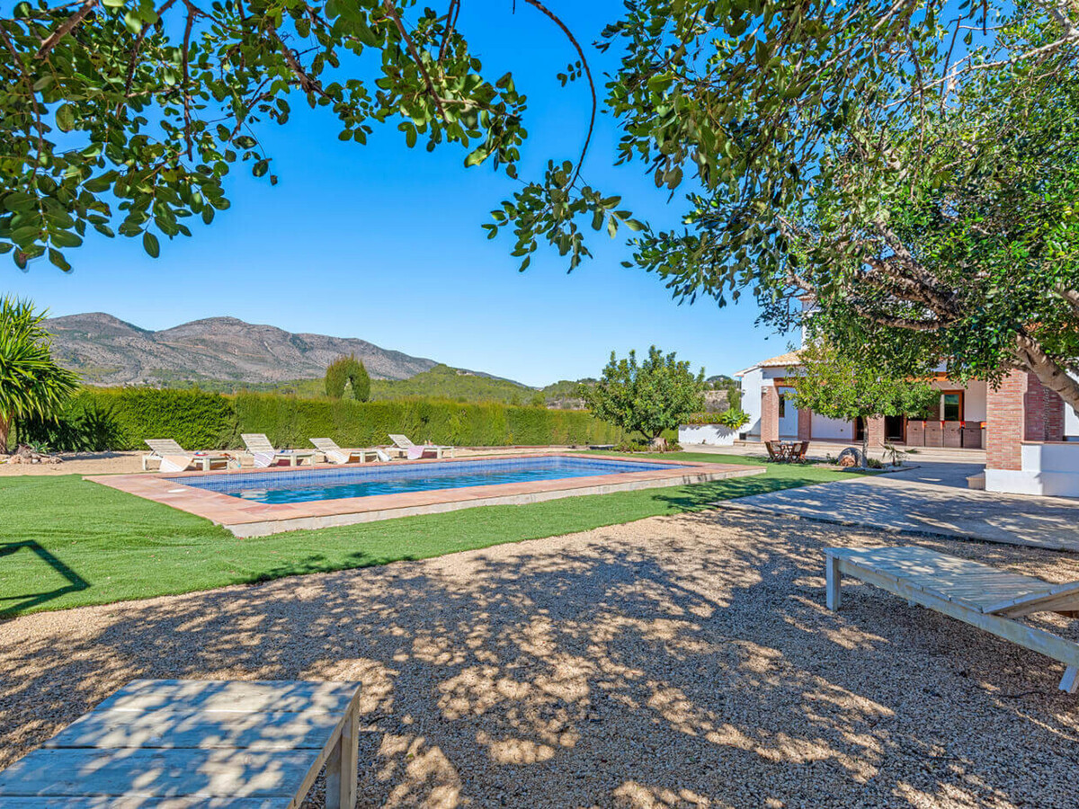 Villa Chata à Benissa : 4 chambres, piscine 10x5m, four à bois - Photo 5