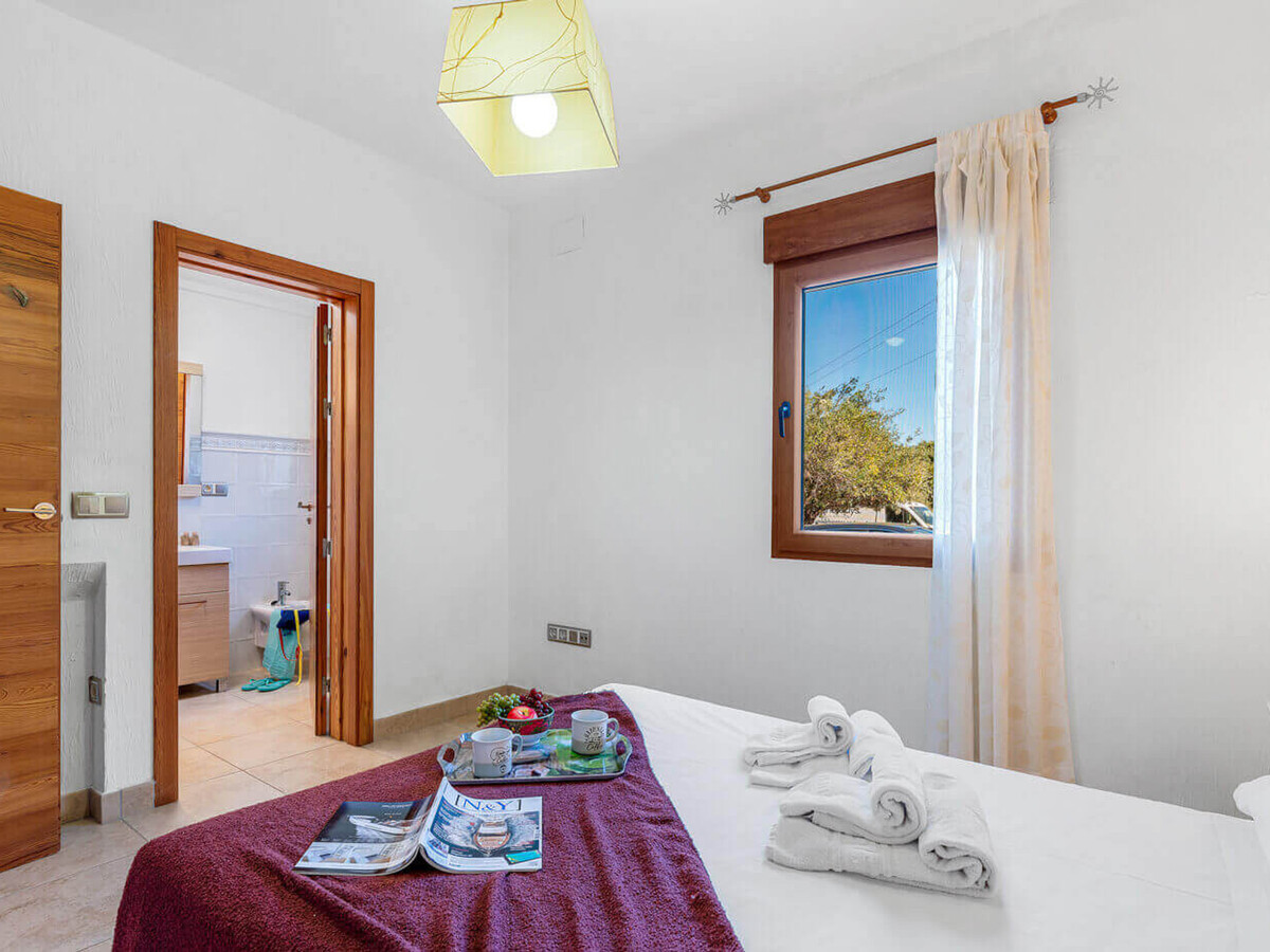Villa Chata à Benissa : 4 chambres, piscine 10x5m, four à bois - Photo 28