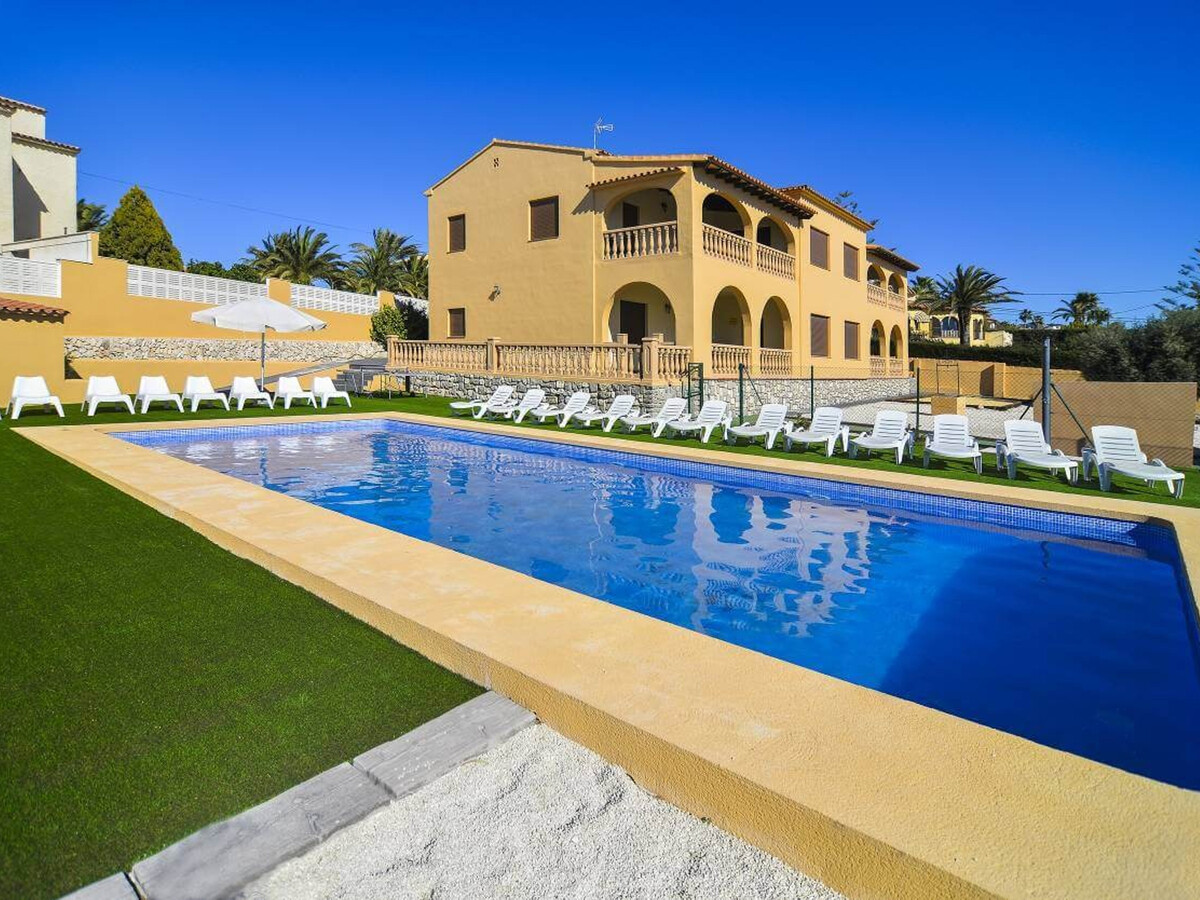 Villa 4 appartements indépendants à Calpe, piscine 12x5m - Photo 1