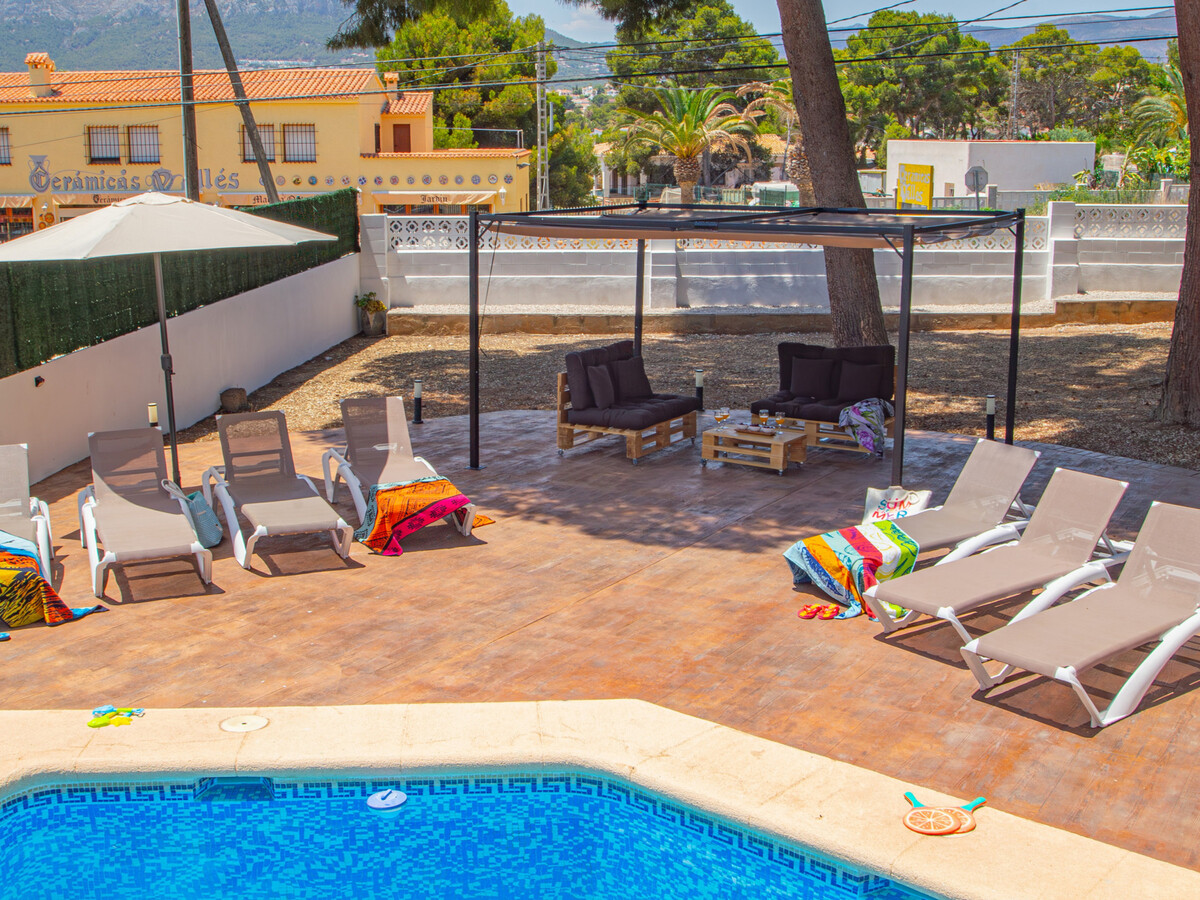Villa 12 pers., 6 chambres, piscine 8x3,5m à Calpe - Photo 2