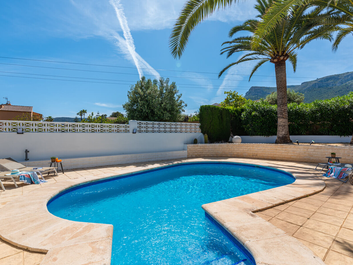 Villa 6 chambres, 3 appartements indépendants et piscine - Photo 3