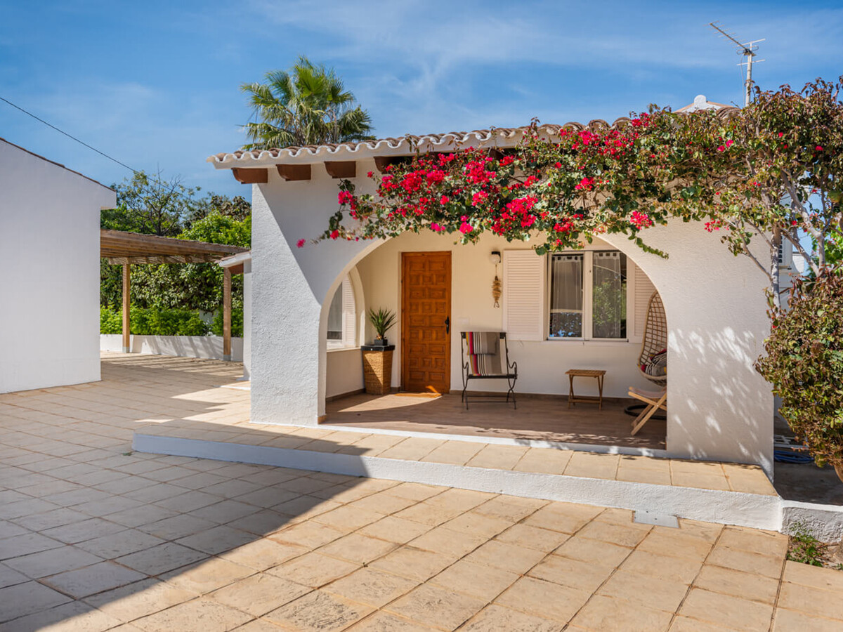 Villa 6 chambres, 3 appartements indépendants et piscine - Photo 11