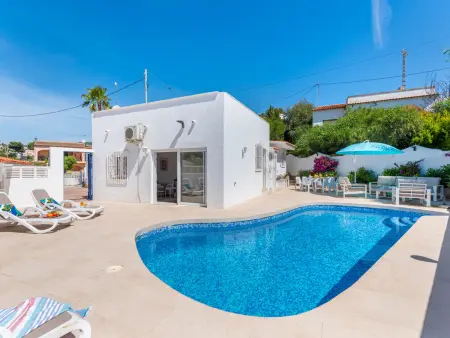 Location villa à Benissa, Villa à Benissa avec piscine privée, proche de la plage, pour 8 personnes