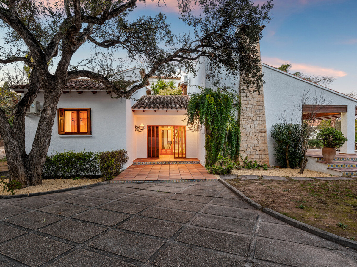 Villa méditerranéenne Calpe : 5 chambres, piscine et jardin - Photo 4