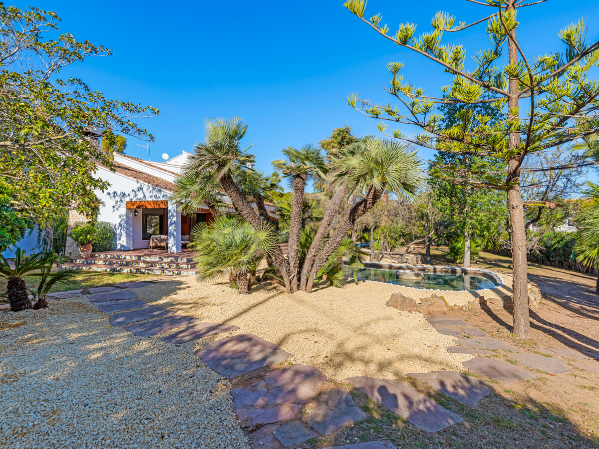 Villa méditerranéenne Calpe : 5 chambres, piscine et jardin - Photo 29