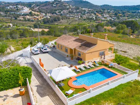 Location villa à Calp, Villa à Calpe avec piscine et climatisation pour 8 personnes