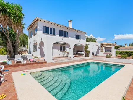 Location villa à Calp, Villa spacieuse à Calpe avec piscine privée et climatisation, 5 chambres jusquà 11 pers.