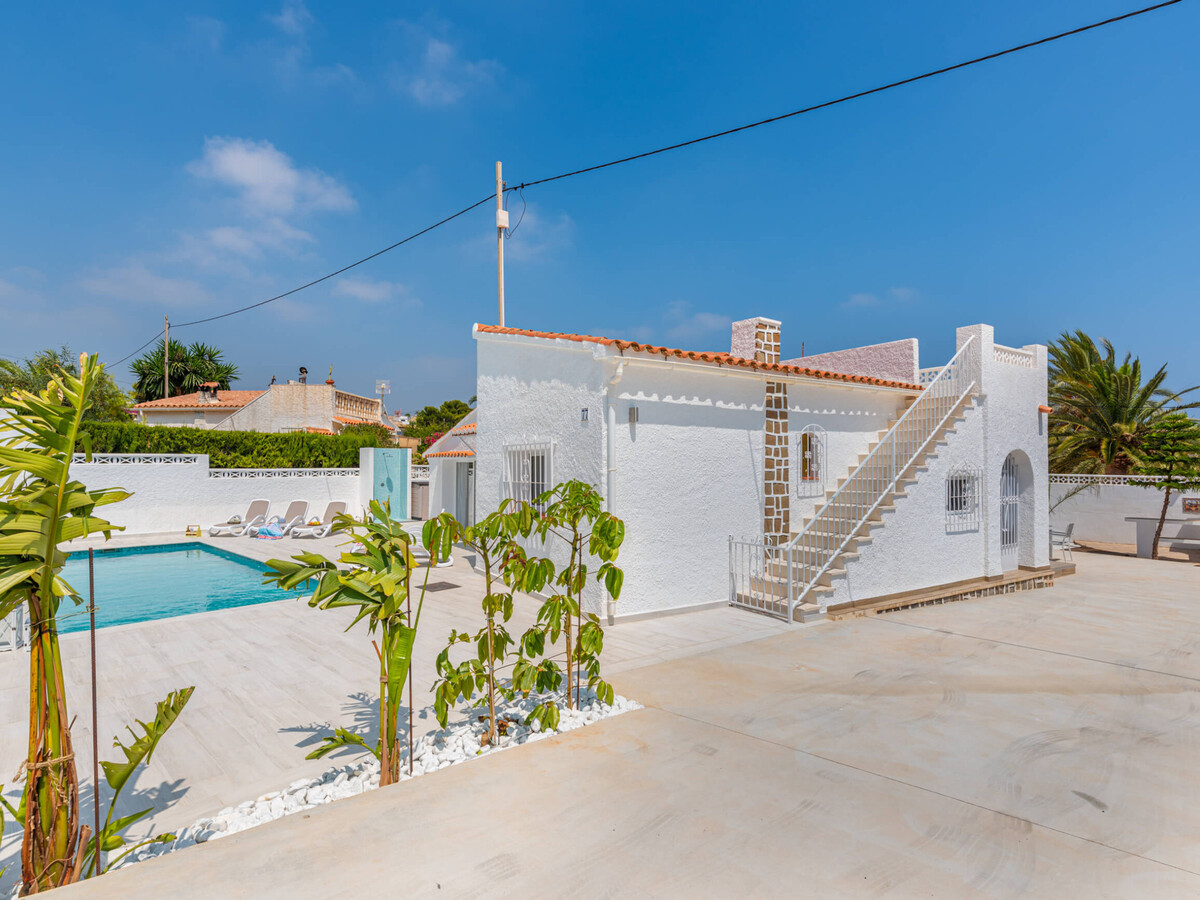 Villa 3 chambres, piscine 8x3,5 m et parking à Calpe - Photo 9