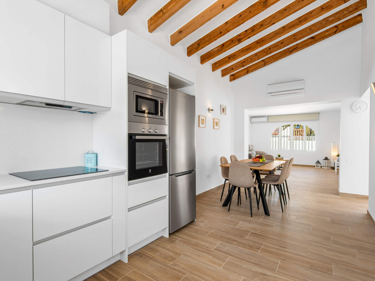 Villa 3 chambres, piscine 8x3,5 m et parking à Calpe - Photo 26