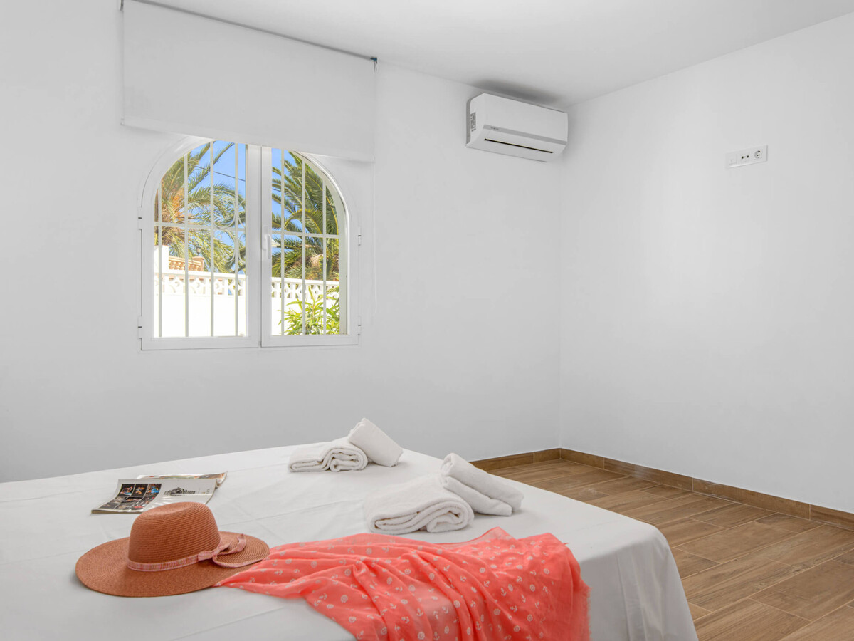 Villa 3 chambres, piscine 8x3,5 m et parking à Calpe - Photo 28