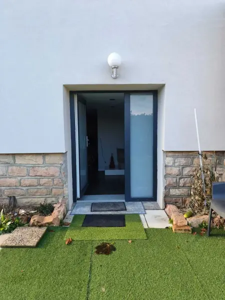 Appartement avec jardin clôturé à Charnay-lès-Mâcon, 4 personnes : photo 13