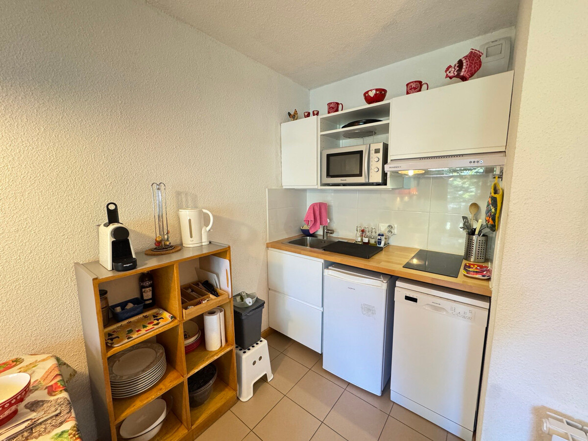Studio 30 m² rénové avec balcon à La Salle-les-Alpes - Photo 4