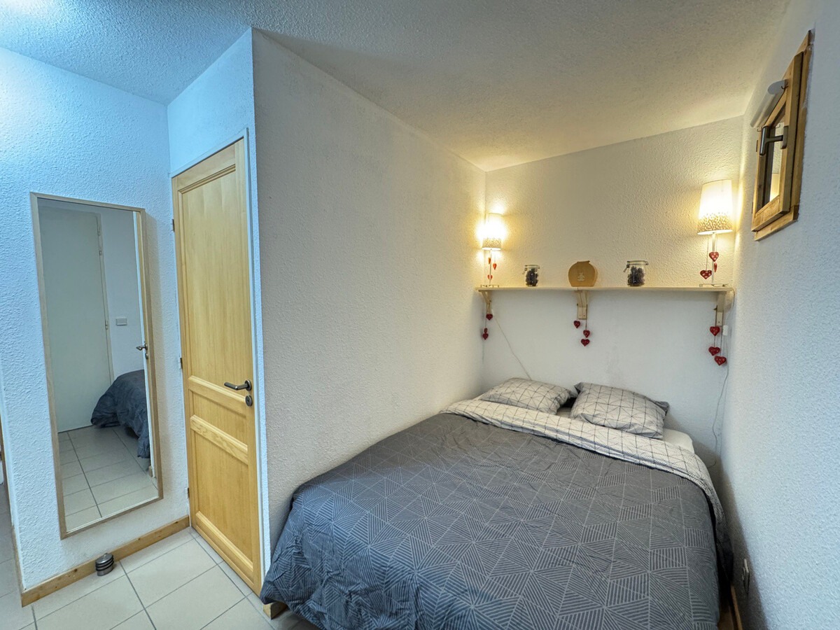 Studio 30 m² rénové avec balcon à La Salle-les-Alpes - Photo 5