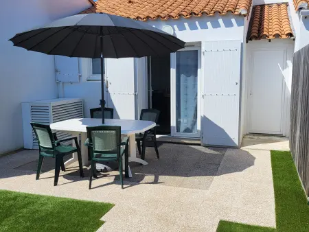 Location maison à La Barre de Monts, Maisonnette cosy à La Barre de Monts - 4 pers, parking