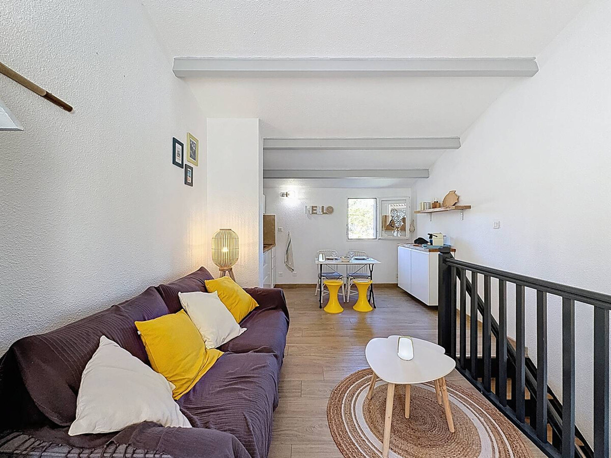 T2 duplex climatisé avec terrasse et parking, plage des Lecques - Photo 7