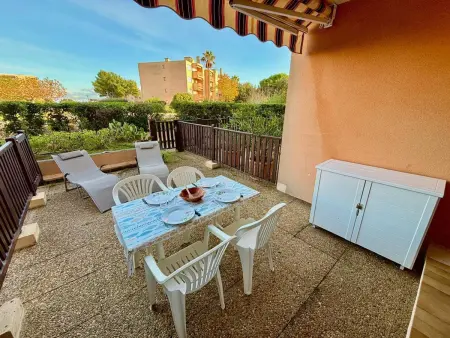 Location appartement à Bormes les Mimosas, Studio avec terrasse et accès plage