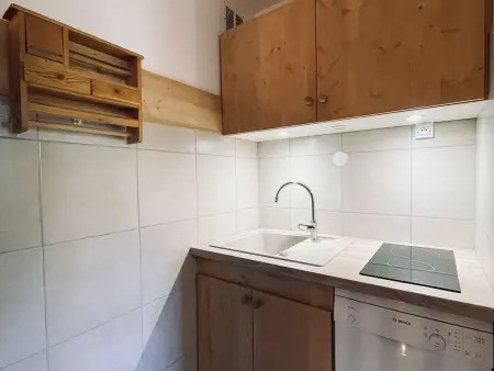 Appartement montagnard vue sommets au pied des pistes, Les Menuires : photo 3