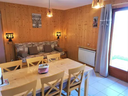 Chalet rénové 7 pers, terrasse vue montagne, local ski - Photo 2