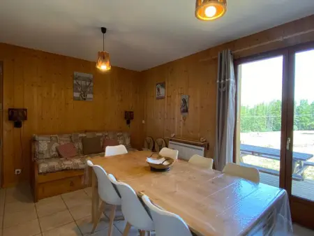 Chalet rénové 7 pers, terrasse vue montagne, local ski - Photo 3