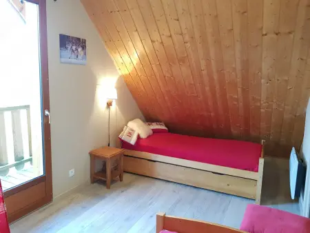 Chalet rénové 6 pers avec équipements complets à La Joue du Loup - Photo 9