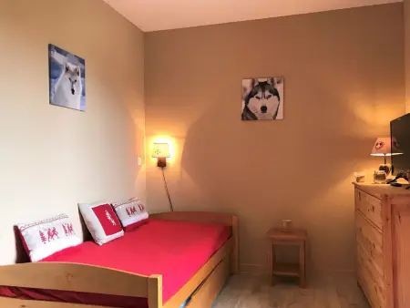Chalet rénové 6 pers avec équipements complets à La Joue du Loup - Photo 10