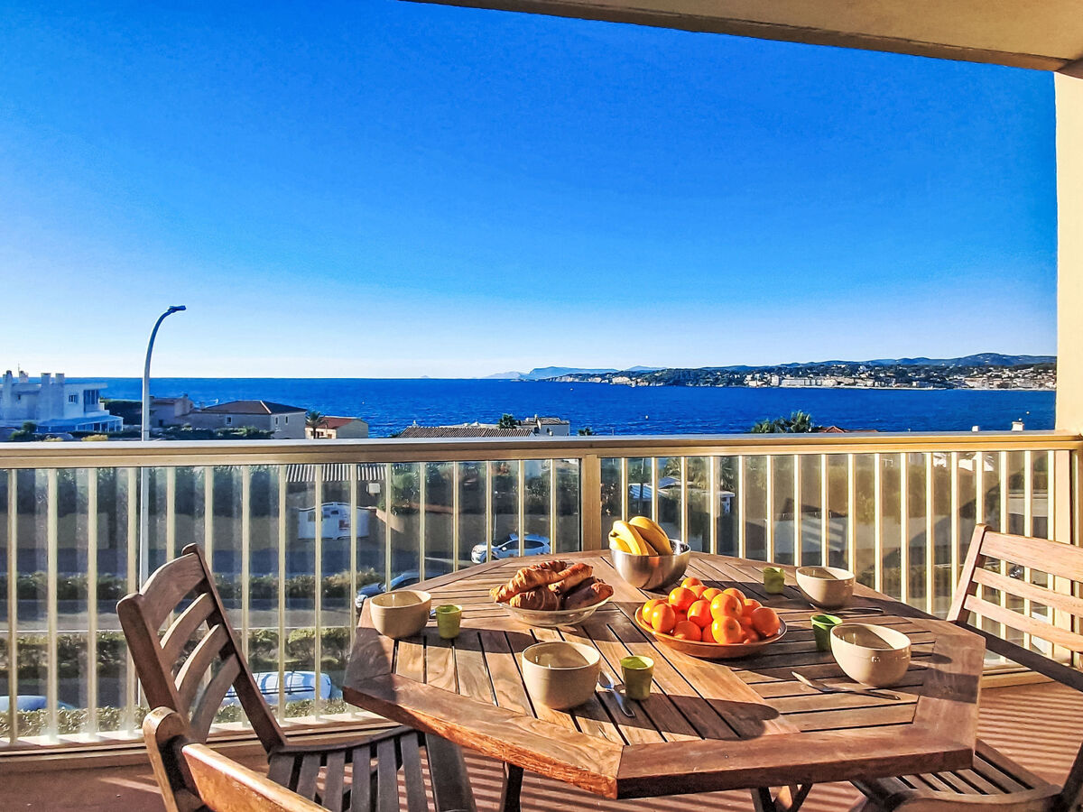 Appartement vue mer, terrasse ouest à Six Fours - Photo 2