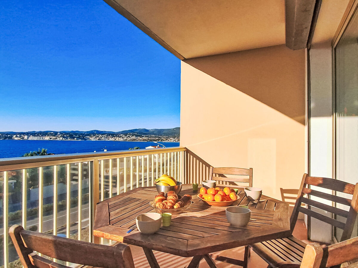 Appartement vue mer, terrasse ouest à Six Fours - Photo 7