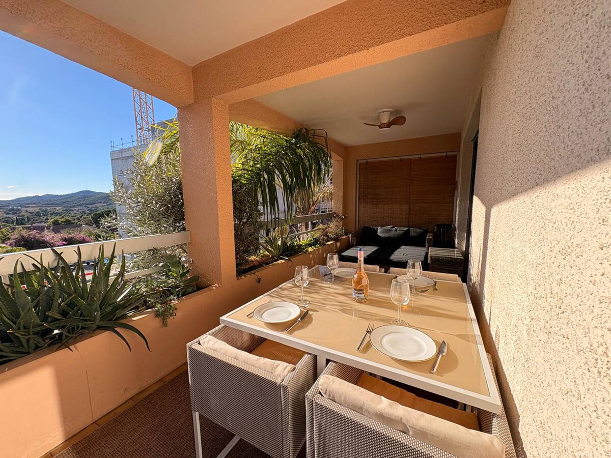 T3 climatisé Bormes-les-Mimosas, terrasse plein sud - Photo 12