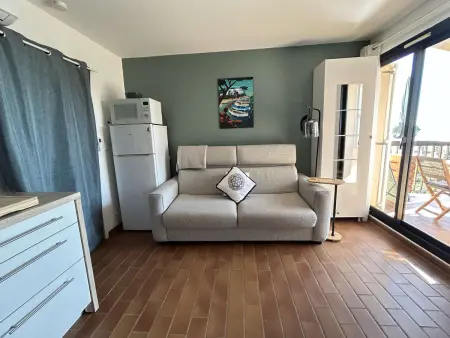 Appartement rénové vue mer à Six-Fours-les-Plages : photo 4