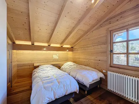 Chalet spacieux 5 chambres proche ski bus, vue Mont-Blanc - Photo 17