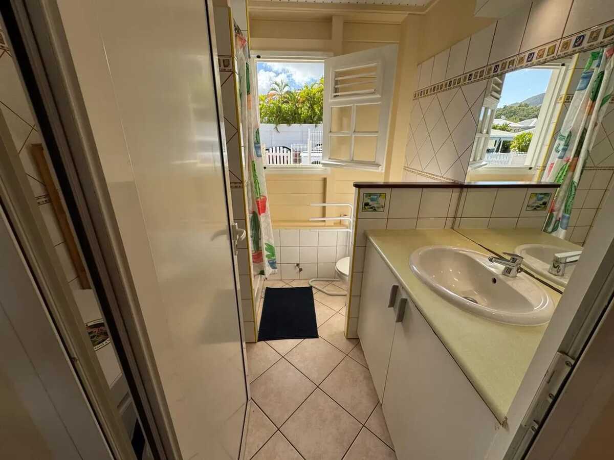 Appartement 70 m² avec terrasse vue mer et jardin - Photo 7