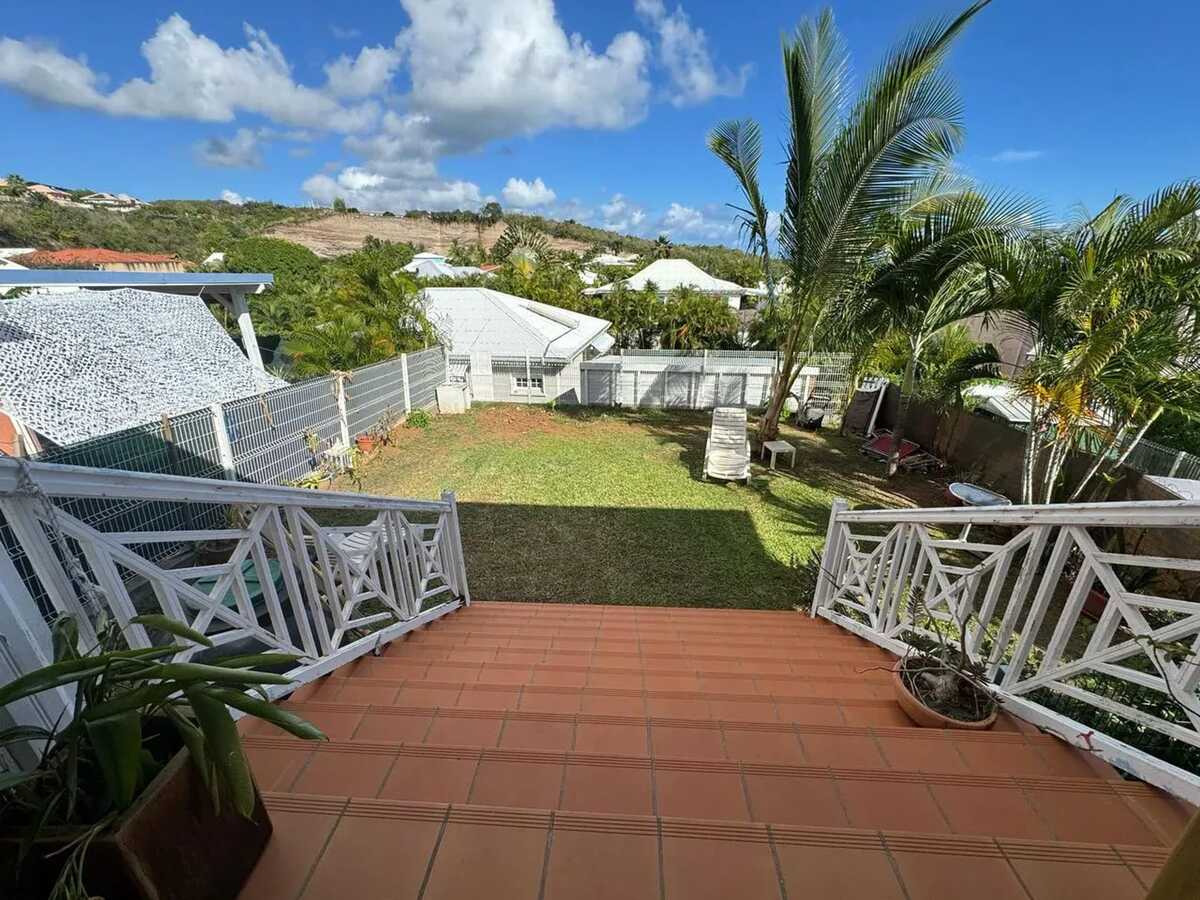 Appartement 70 m² avec terrasse vue mer et jardin - Photo 12